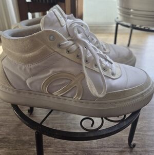 Loci Women's White Mid 7.5/38